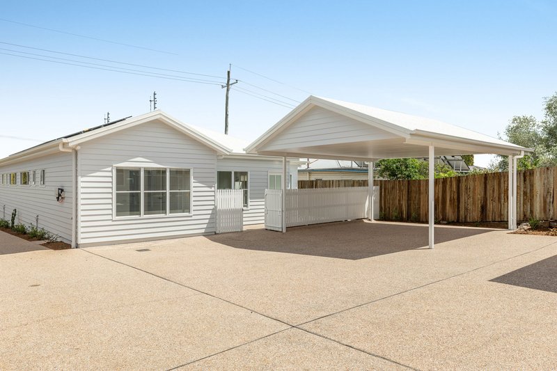 Photo - 1-4, 42 Haig Street, South Toowoomba QLD 4350 - Image 18