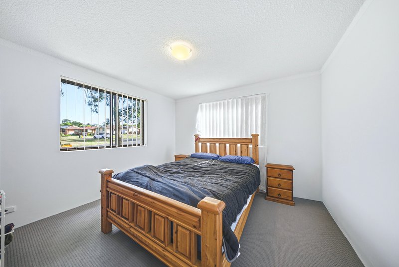 Photo - 1-4/12 Lobelia Close, Metford NSW 2323 - Image 8