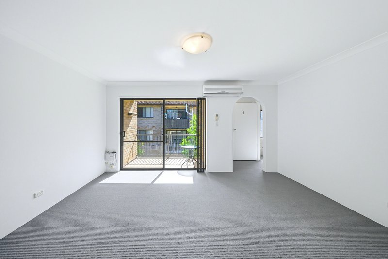 Photo - 1-4/12 Lobelia Close, Metford NSW 2323 - Image 18