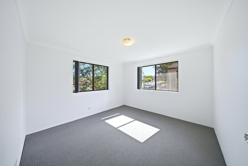 Photo - 1-4/12 Lobelia Close, Metford NSW 2323 - Image 21