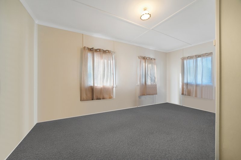 Photo - 1-4/12 Plume Street, Redcliffe QLD 4020 - Image 20