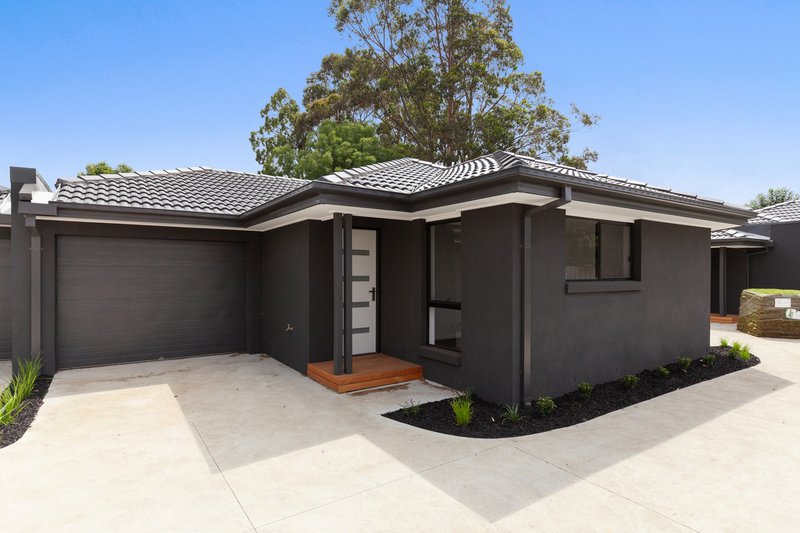 Photo - 1-4/12 Raglan Street, Wallan VIC 3756 - Image 1