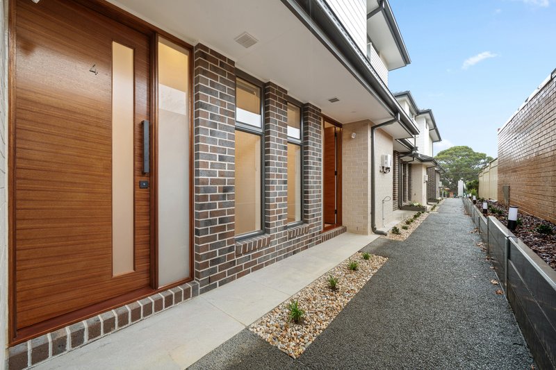 Photo - 1-4/17 Worrall Street, Burwood VIC 3125 - Image 2