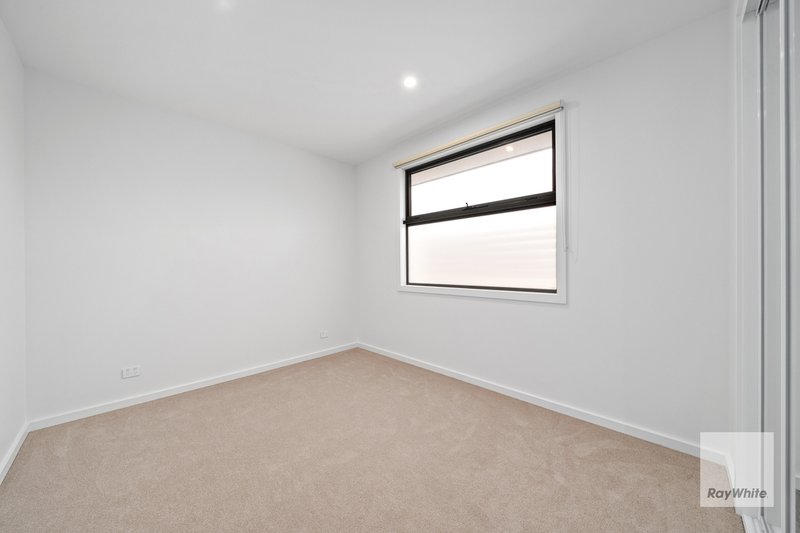 Photo - 1-4/17 Worrall Street, Burwood VIC 3125 - Image 11
