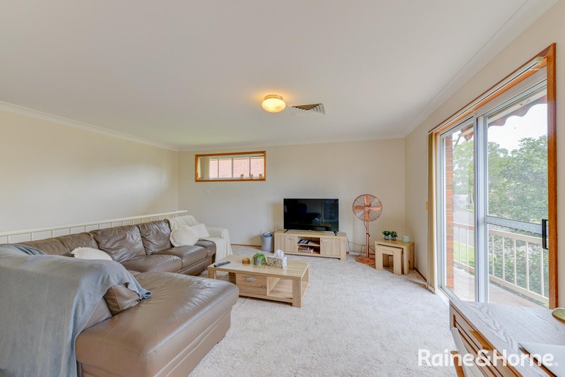 Photo - 1-4/34 Valley Drive, Tamworth NSW 2340 - Image 4