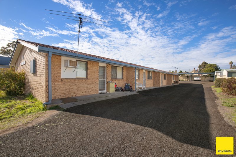 Photo - 1-4/63 Ross Street, Inverell NSW 2360 - Image 12