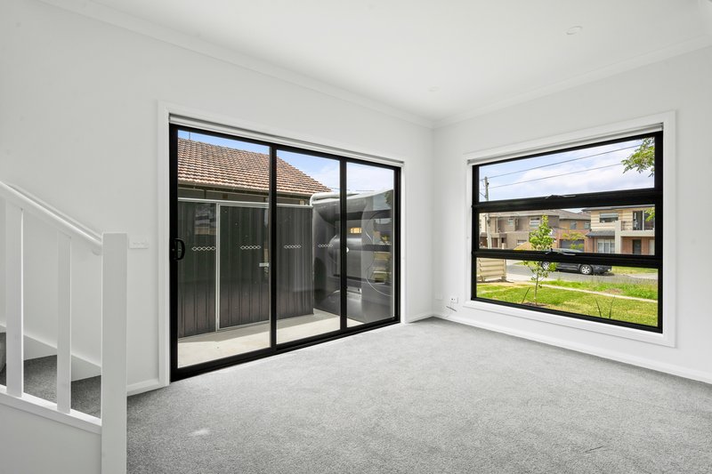 Photo - 1-4/68 Cuthbert Street, Broadmeadows VIC 3047 - Image 10