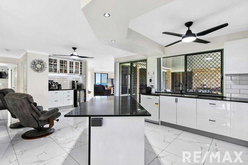 Photo - 1-5 Highland Place, Craignish QLD 4655 - Image 18