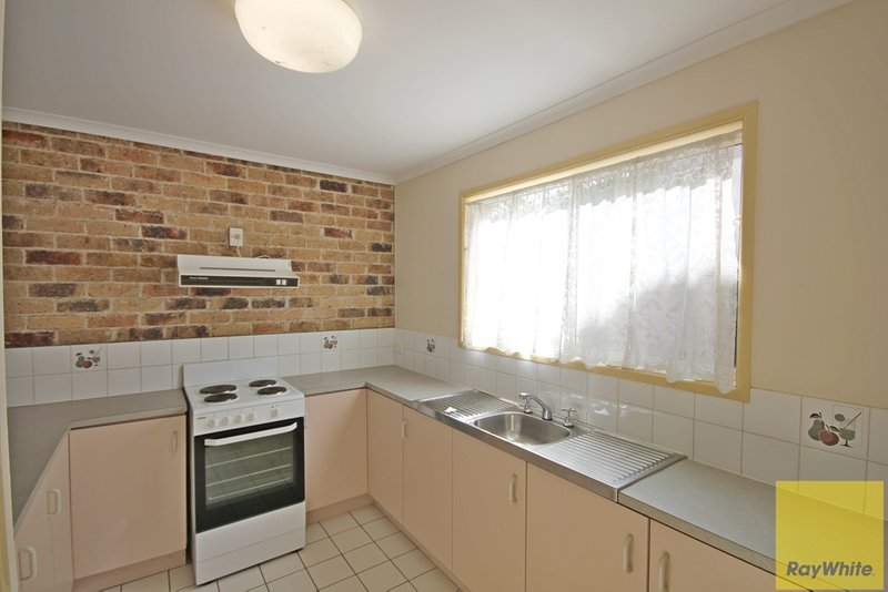 Photo - 1-5/10 Pintu Drive, Tanah Merah QLD 4128 - Image 2