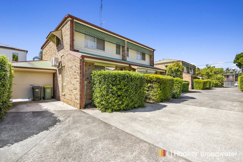 Photo - 1-5/21 Gordon Street, Labrador QLD 4215 - Image 2