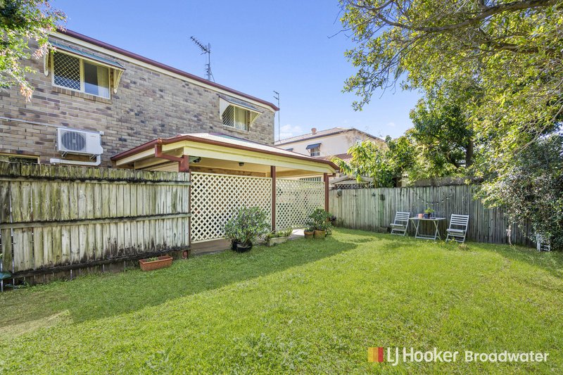 Photo - 1-5/21 Gordon Street, Labrador QLD 4215 - Image 6