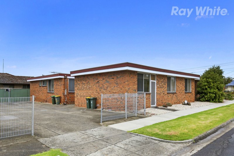 Photo - 1-6/30 Wheatsheaf Road, Glenroy VIC 3046 - Image 4