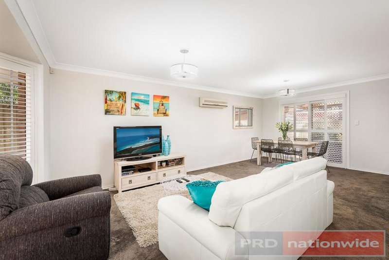 Photo - 1 / 672 Henry Lawson Drive, East Hills NSW 2213 - Image 2