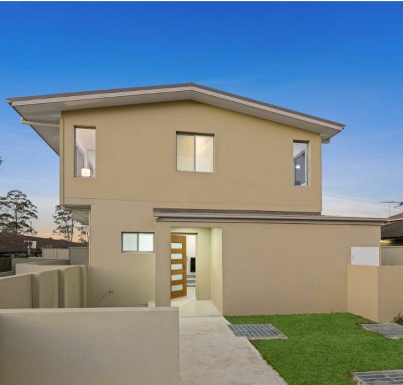 Photo - 1-8/11 Fifth Avenue, Blacktown NSW 2148 - Image 2