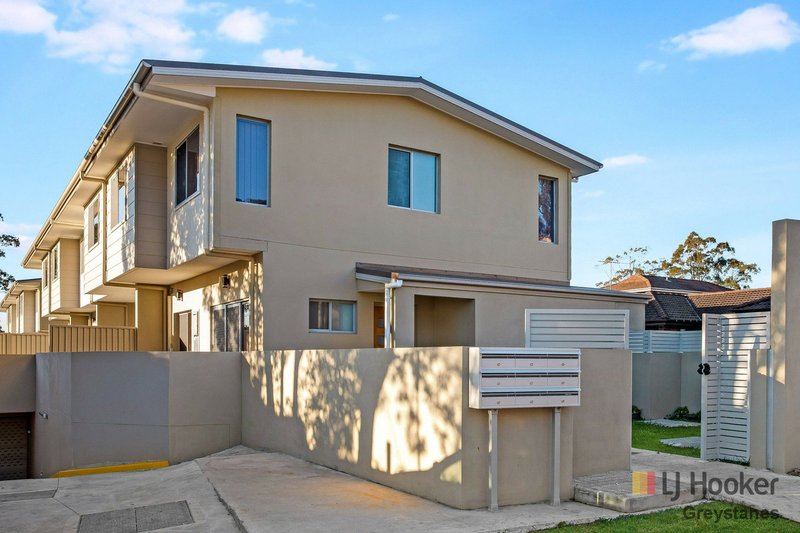 Photo - 1-8/11 Fifth Avenue, Blacktown NSW 2148 - Image 17