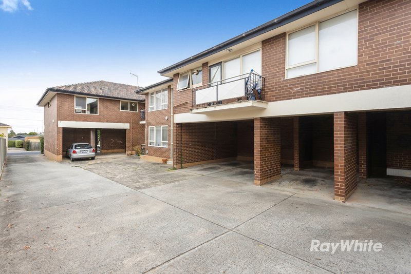 Photo - 1-8/24 Walsh Street, Ormond VIC 3204 - Image 11