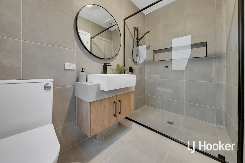 Photo - 1 - 8/72 Cleeland Street, Dandenong VIC 3175 - Image 14