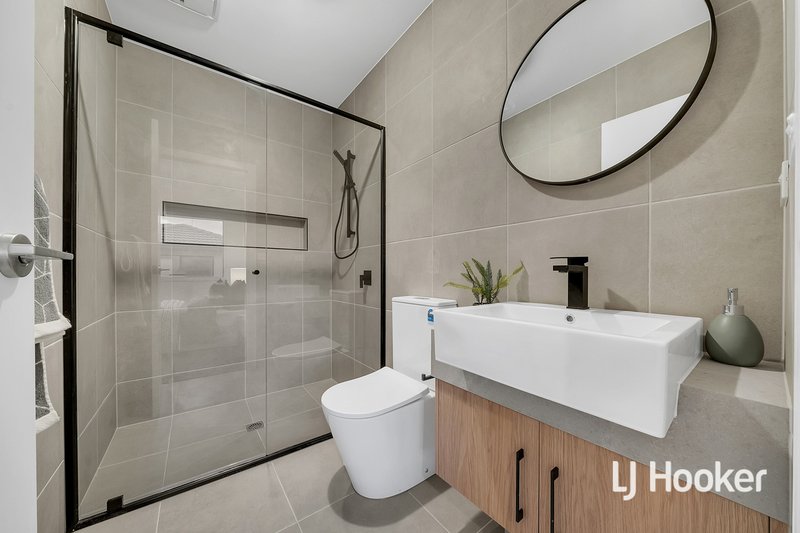 Photo - 1 - 8/72 Cleeland Street, Dandenong VIC 3175 - Image 18