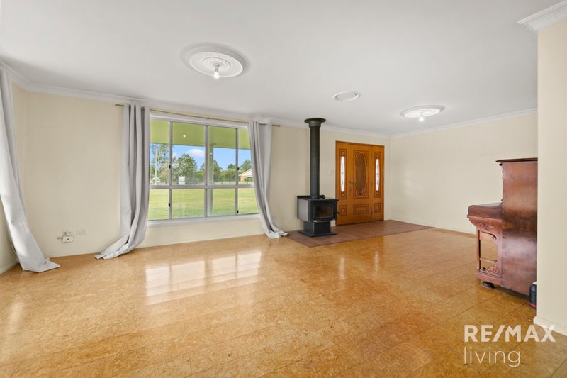 Photo - 1-9 Dayana Court, Burpengary QLD 4505 - Image 5