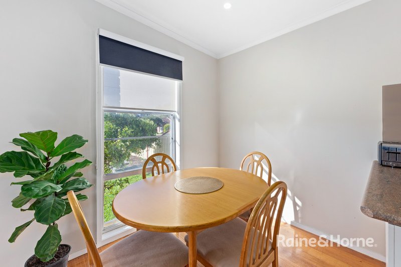 Photo - 1/ 9 Pickersgill Avenue, Sunshine West VIC 3020 - Image 6