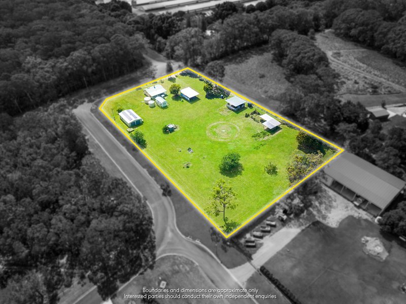 Photo - 1-9 Sagren Crescent, Elimbah QLD 4516 - Image 3