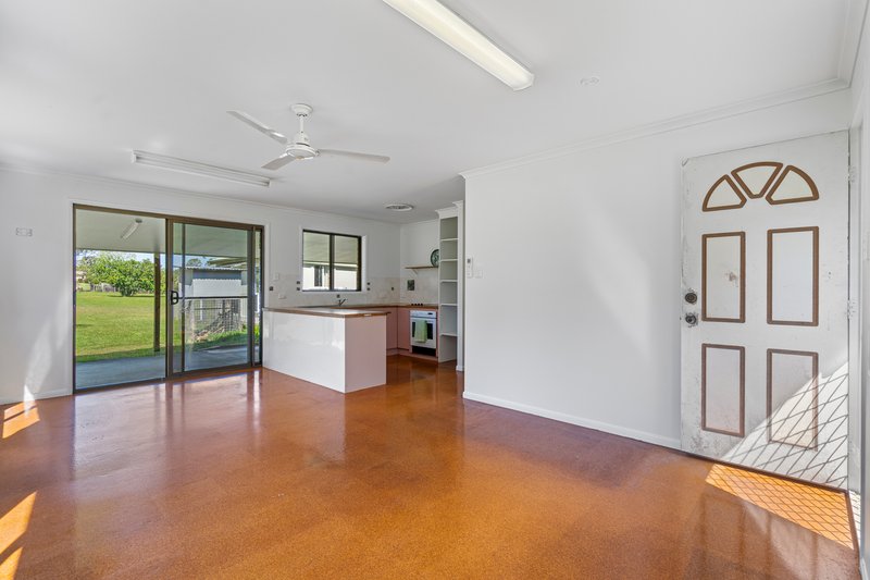 Photo - 1-9 Sagren Crescent, Elimbah QLD 4516 - Image 5