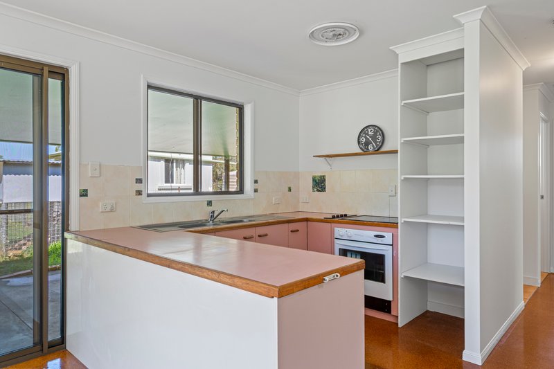 Photo - 1-9 Sagren Crescent, Elimbah QLD 4516 - Image 8