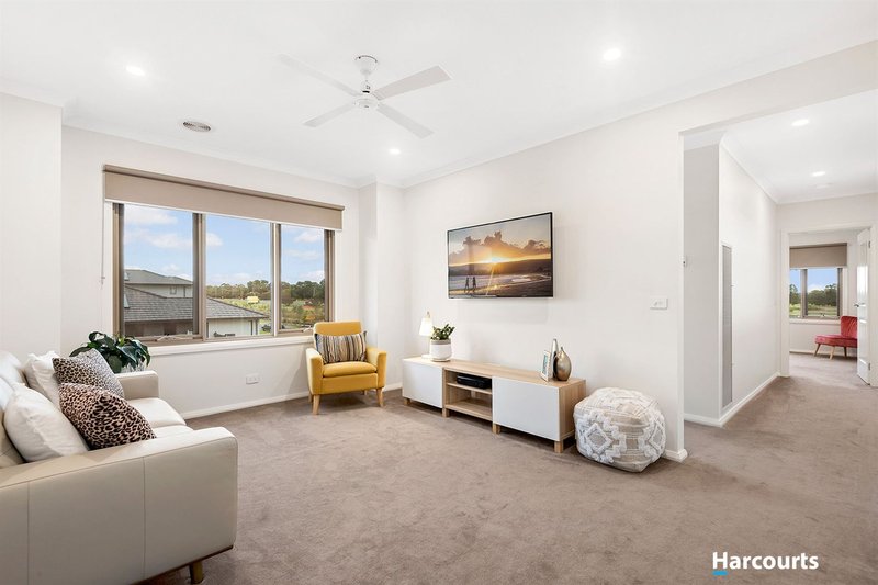 Photo - 1 Abacus Lane, Cranbourne South VIC 3977 - Image 3