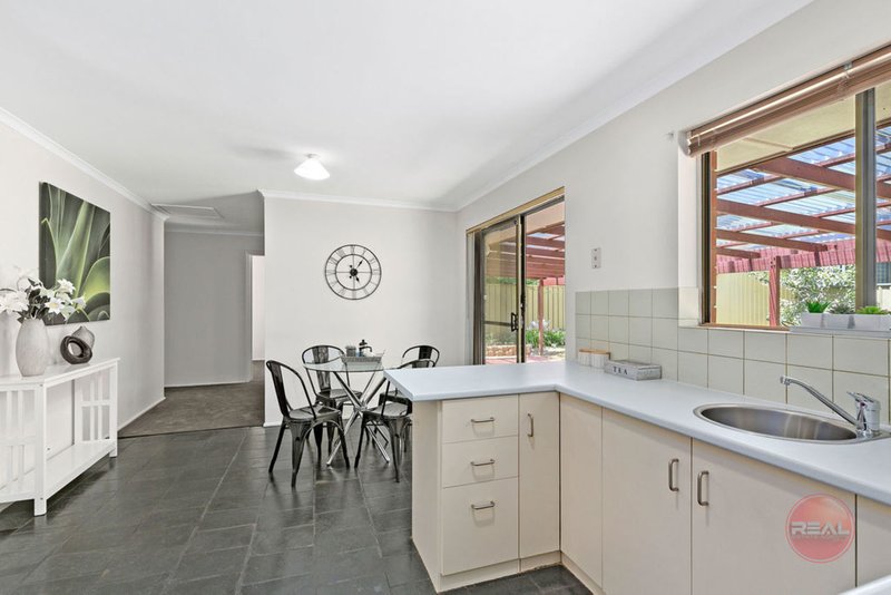 Photo - 1 Abberton Street, Flagstaff Hill SA 5159 - Image 5