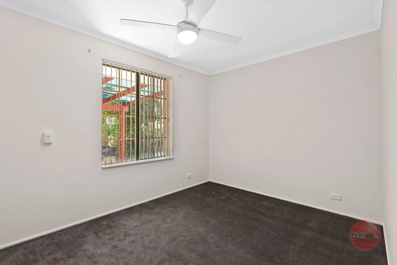 Photo - 1 Abberton Street, Flagstaff Hill SA 5159 - Image 10