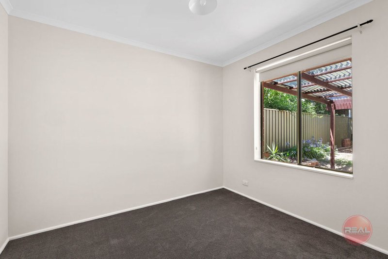 Photo - 1 Abberton Street, Flagstaff Hill SA 5159 - Image 11