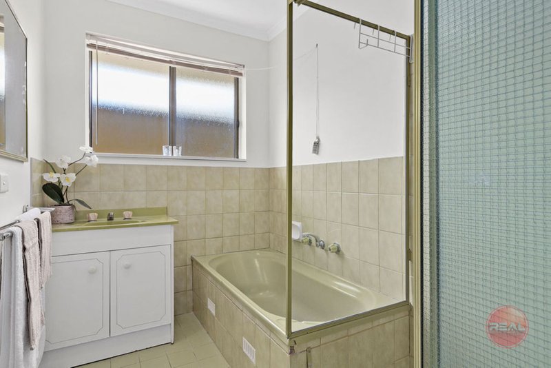 Photo - 1 Abberton Street, Flagstaff Hill SA 5159 - Image 12