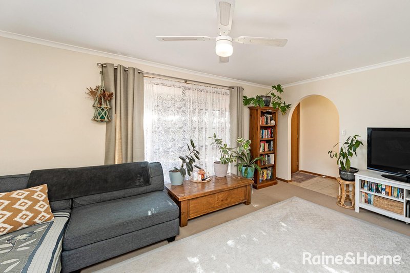 Photo - 1 Acacia Street, Mount Barker SA 5251 - Image 3