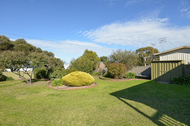 Photo - 1 Adamson Street, Hayborough SA 5211 - Image 19