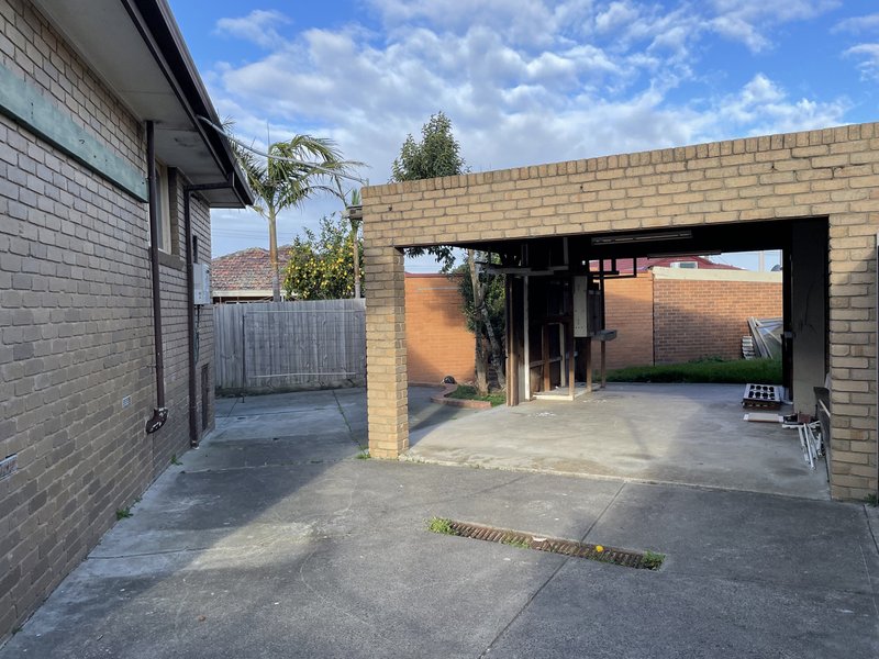 Photo - 1 Aden Court, Thomastown VIC 3074 - Image 13