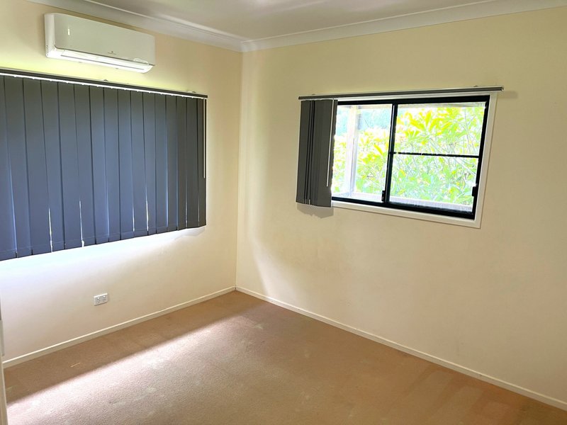 Photo - 1 Adermann Drive, Kingaroy QLD 4610 - Image 12