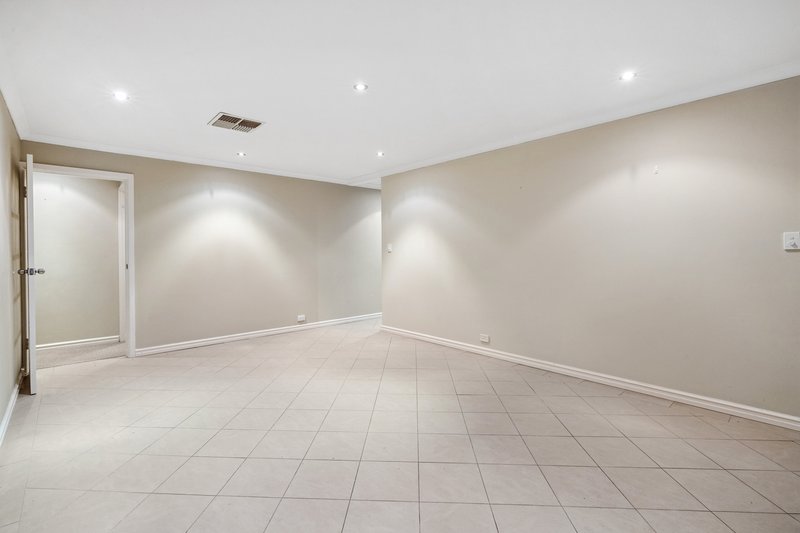 Photo - 1 Admiralty Road, Canning Vale WA 6155 - Image 14
