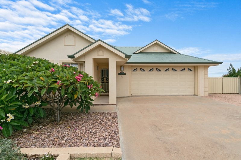 1 Albatross Street, Wallaroo SA 5556