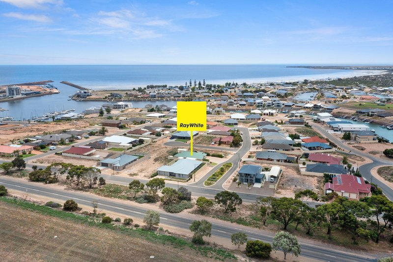 Photo - 1 Albatross Street, Wallaroo SA 5556 - Image 2