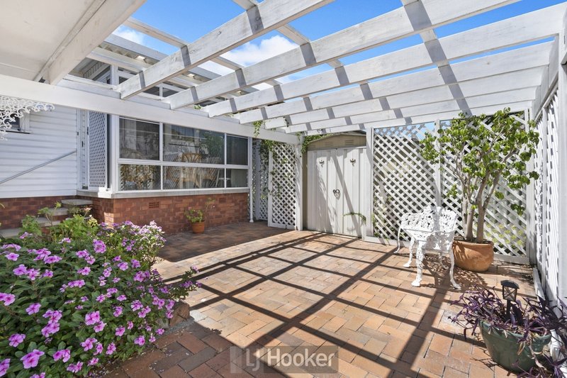 Photo - 1 Albion Close, Speers Point NSW 2284 - Image 19