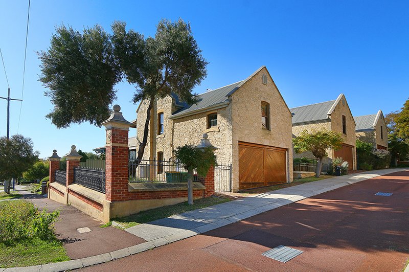 Photo - 1 Aldgate Place, East Fremantle WA 6158 - Image 1