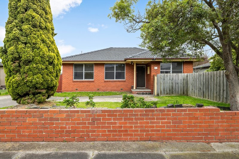 1 Aleppo Crescent, Frankston North VIC 3200