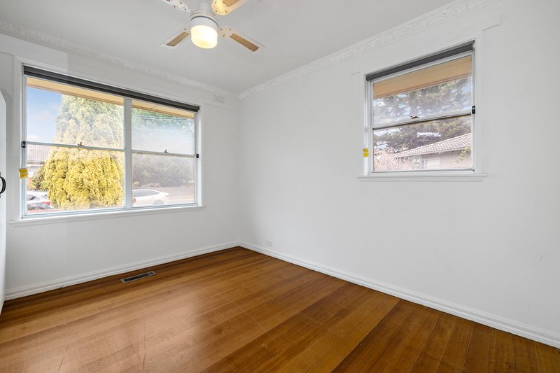 Photo - 1 Aleppo Crescent, Frankston North VIC 3200 - Image 4