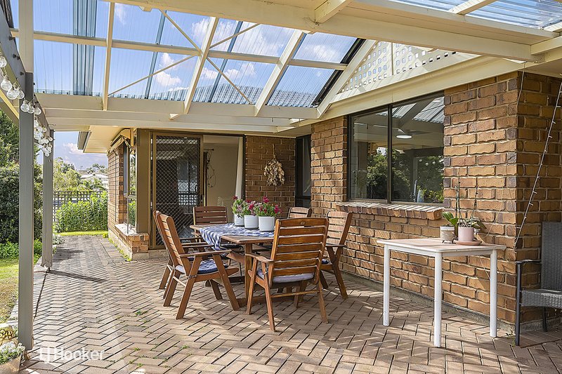 Photo - 1 Alfonso Drive, Hallett Cove SA 5158 - Image 22