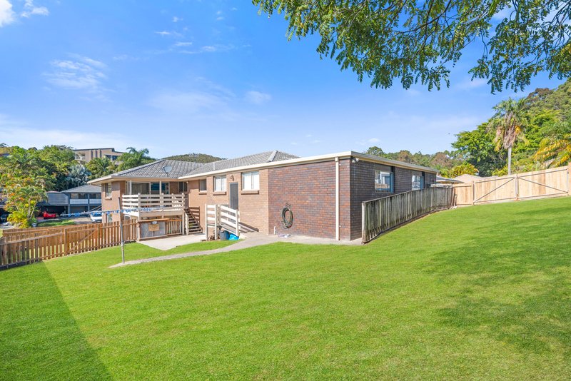 Photo - 1 Alinjarra Drive, Tugun QLD 4224 - Image 14