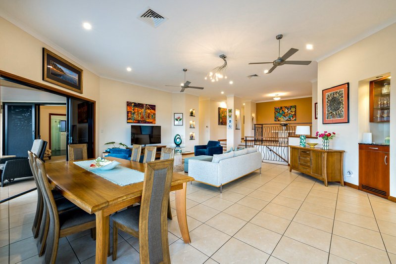 Photo - 1 Alison Close, Edge Hill QLD 4870 - Image 4