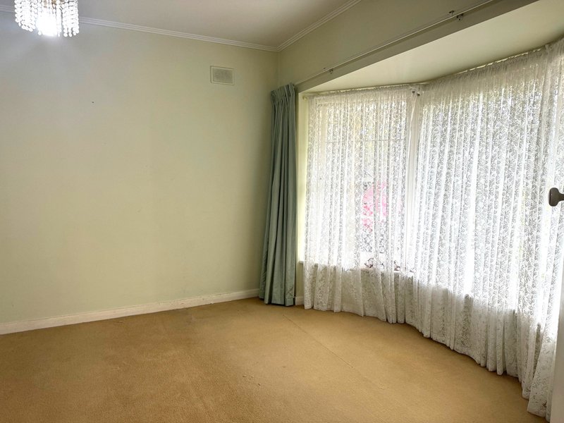 Photo - 1 Allendale Avenue, Novar Gardens SA 5040 - Image 6