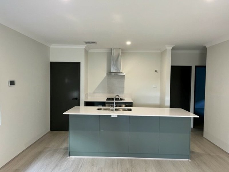 Photo - 1 Allendale Way, Wellard WA 6170 - Image 16