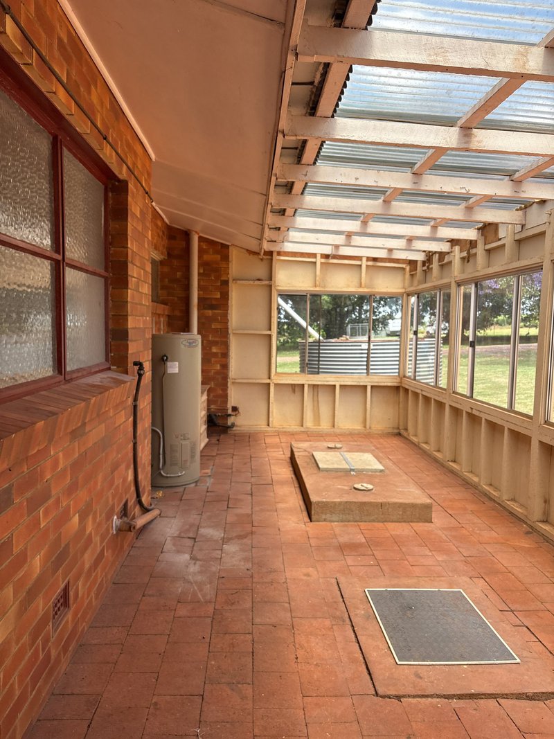 Photo - 1 Allens Road, Wooroolin QLD 4608 - Image 18