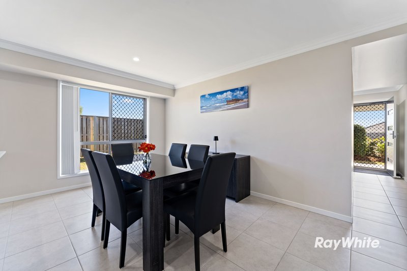 Photo - 1 Allerton Park Drive, Park Ridge QLD 4125 - Image 5